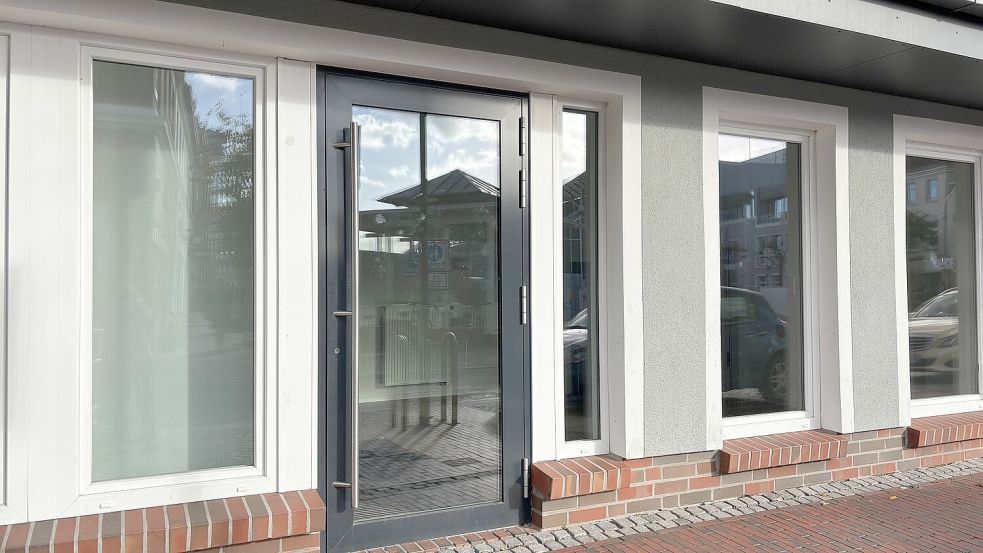 Hier in der Marktstraße 19-20 gab es bis vor Kurzem noch den Geldautomat der Deutschen Bank. Aber der ist inzwischen weg. Foto: Christin Wetzel