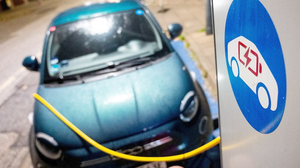 Die Zahl der Ladepunkte in Deutschland hat sich zuletzt weiter erholt. (Archivbild) Foto: Daniel Bockwoldt