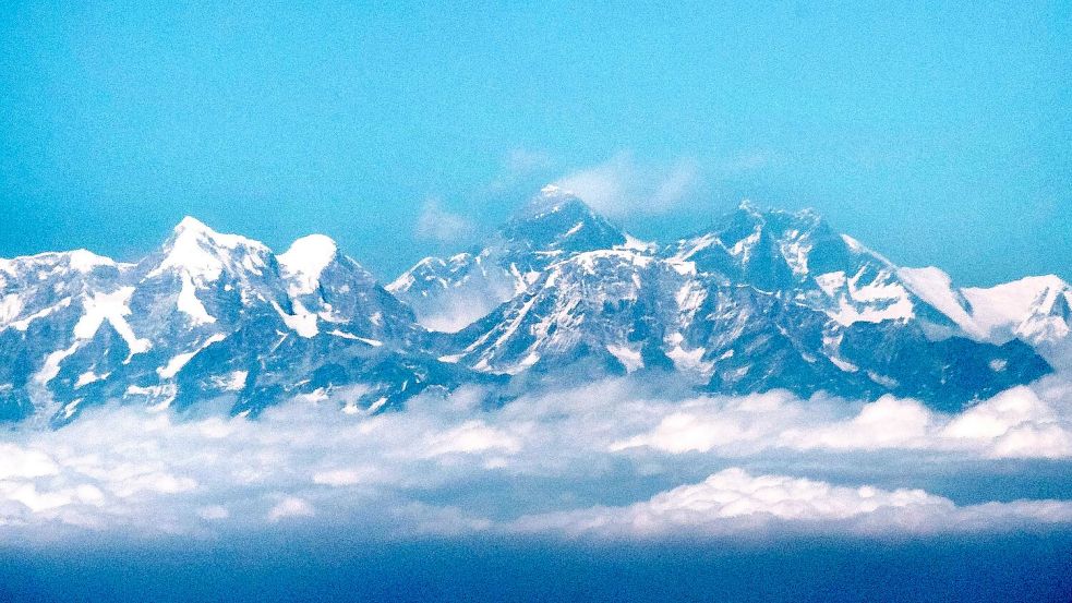 Bei einem Unglück im Himalaya-Gebirge sind mehrere Menschen ums Leben gekommen. (Archivbild) Foto: Sina Schuldt/dpa