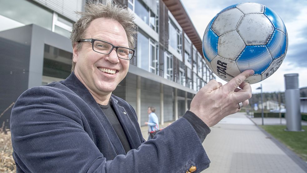 Unser Autor: Prof. Dr. Ralf Lanwehr ist Psychologe, Betriebswirt und Profisport-Berater. Foto: IMAGO/Funke Foto Services