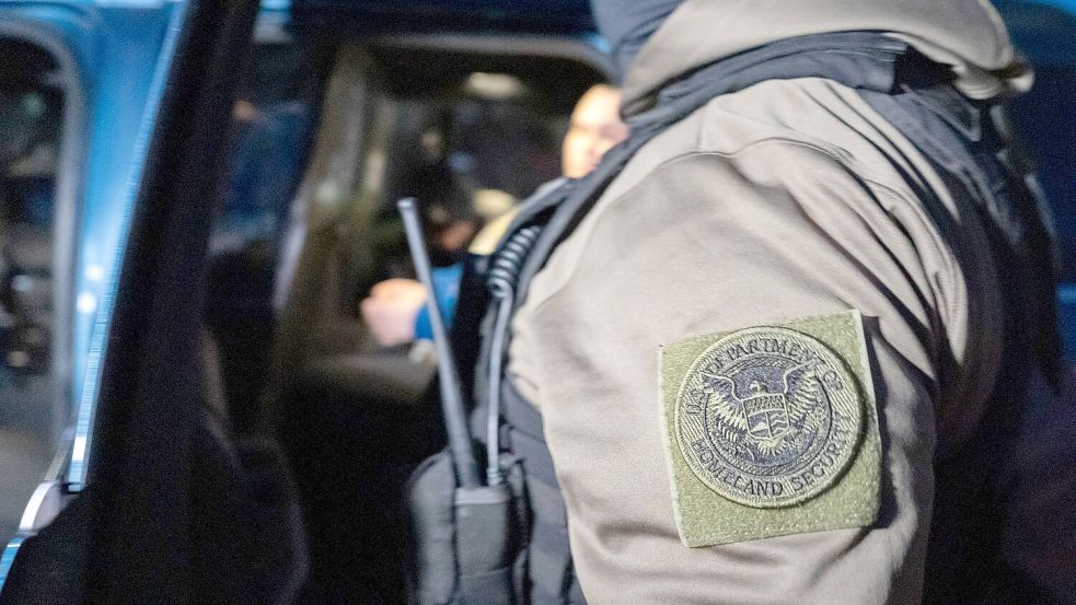 In den USA wird heftig über einen ICE-Einsatz in einem Kindergarten diskutiert. Foto: Alex Brandon/AP/dpa