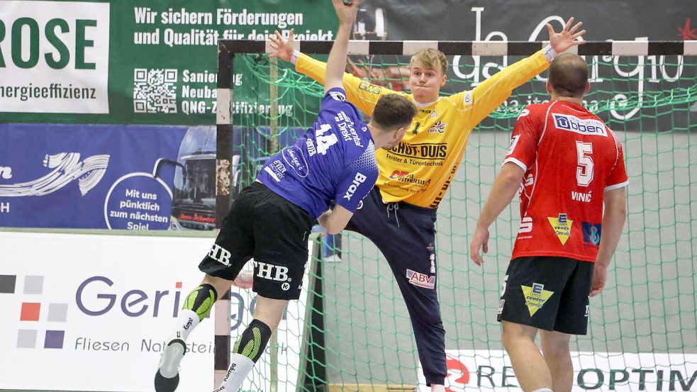 Torhüter müssen ein wenig verrückt sein: Marten Jungvogel in Aktion. Foto: Helmut Vortanz