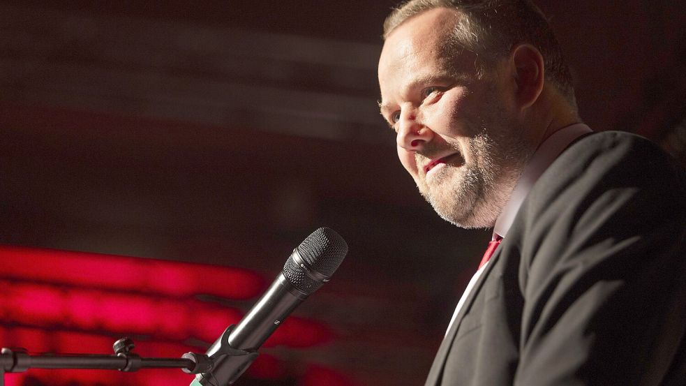 Robert Alferink, Vorsitzender des SPD-Unterbezirks Osnabrück, feierte mit 250 Sozialdemokraten die Gründung der SPD in Osnabrückvor 150 Jahren. Foto: Swaantje Hehmann