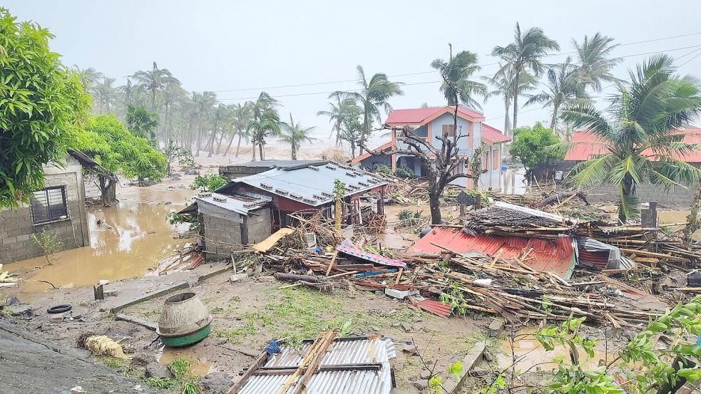Der Supertaifun „Fung-Wong“ hat die Philippinen erreicht. Foto: ---/Catanduanes LGU/XinHua/dpa