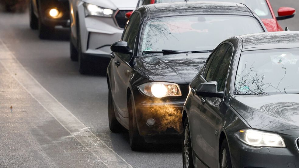 „Der Verkehr hinkt hinterher“: In Osnabrück entwickelten sich die klimaschädlichen Emissionen in diesem Sektor in eine andere Richtung als gewünscht. Foto: Michael Gründel