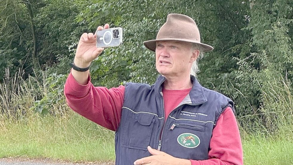 Ihlower Tierarzt Hansjörg Heeren. Fotos: Holger Janssen