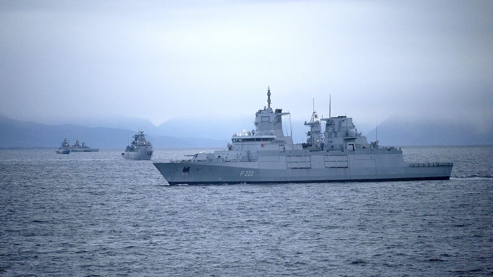 Einsatz vor Norwegens Traumkulisse: Mehrere Schiffe der Deutschen Marine sind an der Übung im Nordmeer beteiligt. Foto: dpa/Philip Dulian