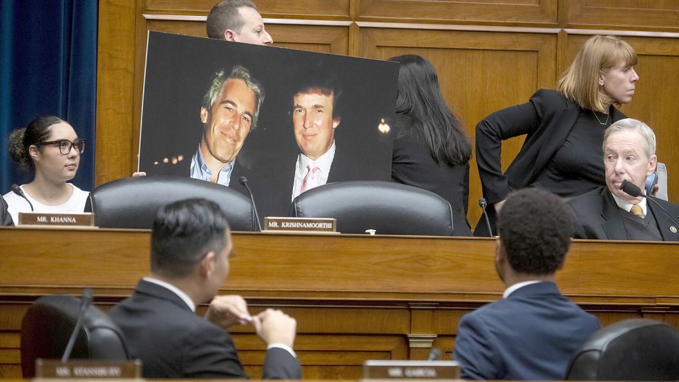 Die US-Demokraten haben Mails veröffentlicht, die Präsident Donald Trump in der Epstein-Affäre belasten. Foto: IMAGO/ZUMA Press Wire/Rod Lamkey