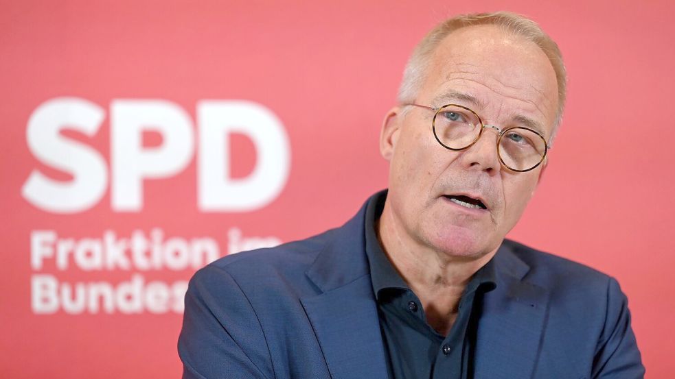 Eine Einigung beim Verbrenner-Aus steht laut SPD-Fraktionschef Miersch bevor. (Archivbild) Foto: Elisa Schu/dpa