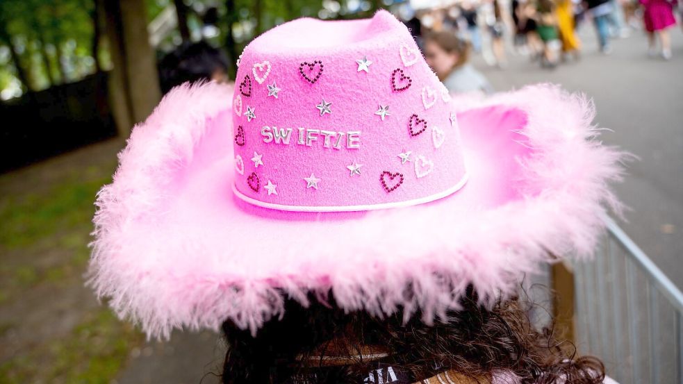 Viele Fans von Taylor Swift haben eine besondere Beziehung zu ihrem Star. (Archivbild) Foto: Daniel Bockwoldt