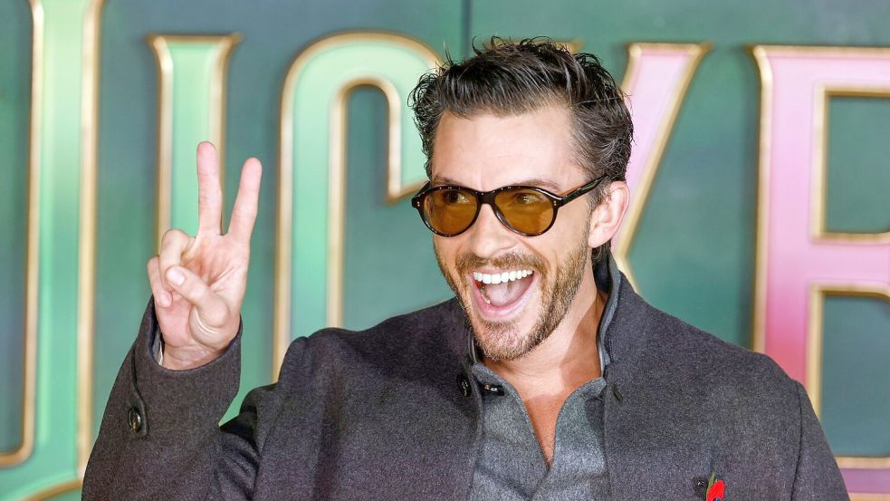 Auch wieder mit dabei: der frisch gekürte „Sexiest Man Alive“ Jonathan Bailey (Archivbild). Foto: Millie Turner/Invision/AP/dpa