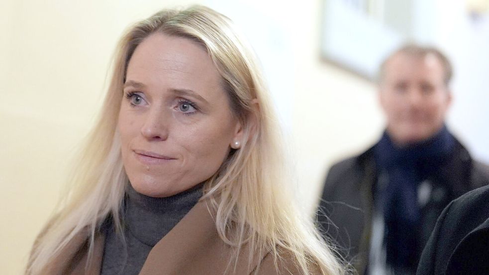 Astrid Have, die neue Frau von Stephan Hensel, sagte vor Gericht als Zeugin aus. Foto: Marcus Brandt/dpa