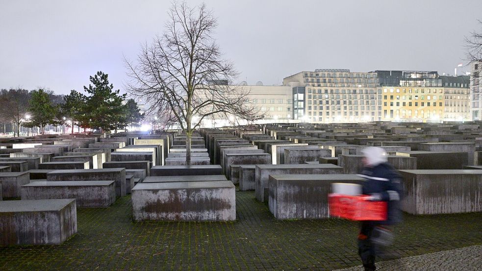 Die Tat ereignete sich am Holocaust-Mahnmal. Foto: Sebastian Gollnow/dpa