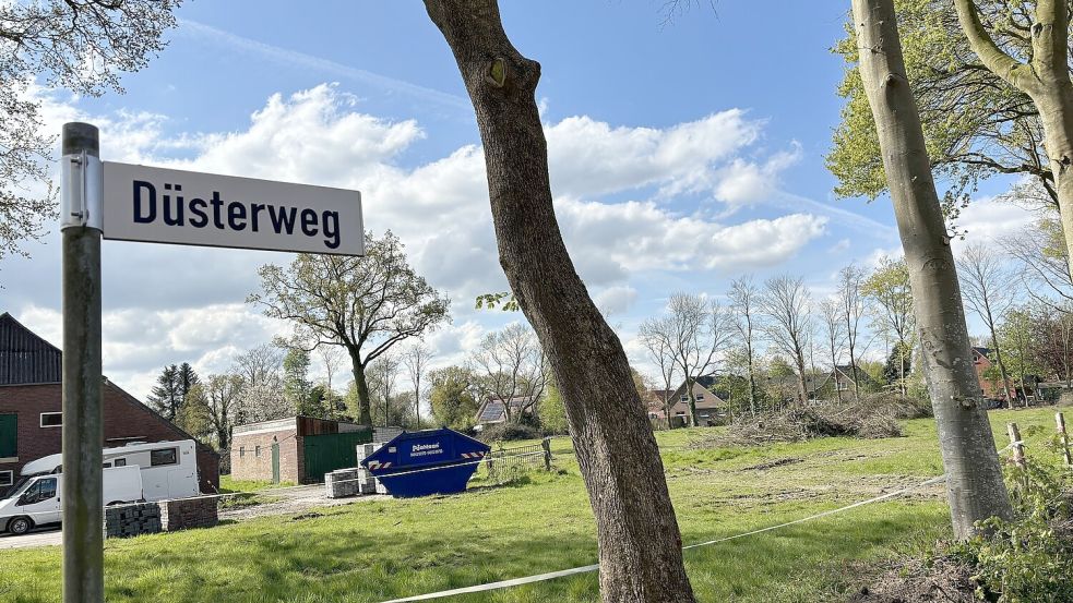 Blick auf die Fläche am Düsterweg, wo in naher Zukunft Wohnungen entstehen sollen. Foto: Christin Wetzel