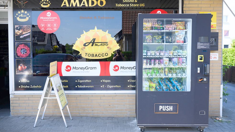 In vielen Orten und Städten werden immer mehr Snackautomaten aufgestellt. Foto: Julian Stratenschulte/dpa