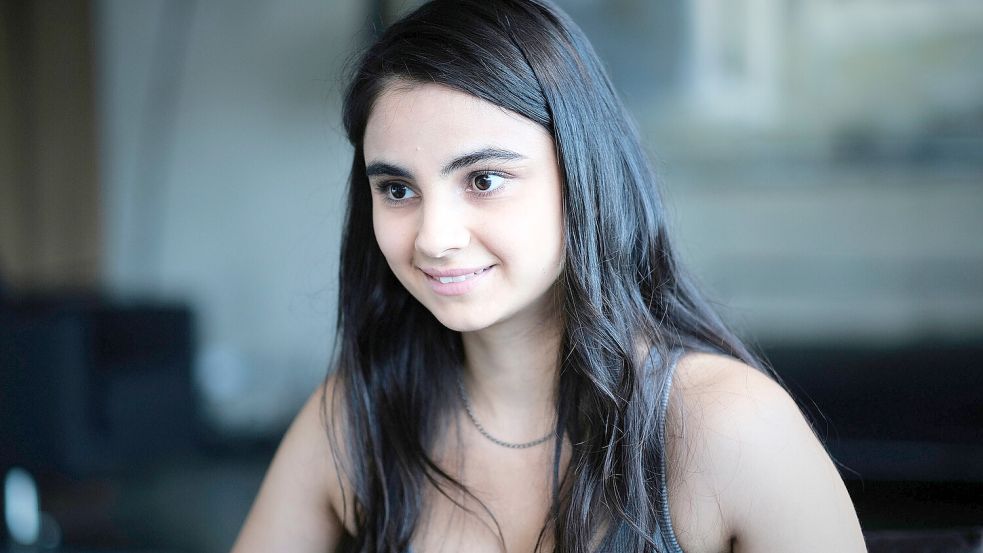 Wahnsinnig gut: Bayan Layla als Nelly im neuen Stuttgarter „Tatort: Überlebe wenigstens bis morgen“. Foto: © SWR/Benoît Linder