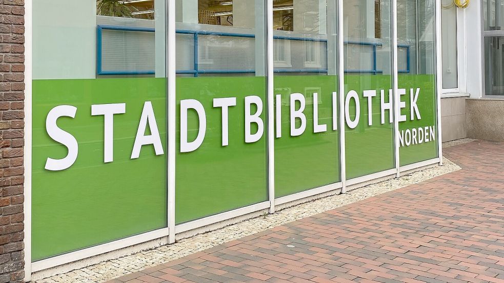 Die neue Stadtbibliothek am Neuen Weg ist schon von außen hin gut zu erkennen. Foto: Stadt Norden