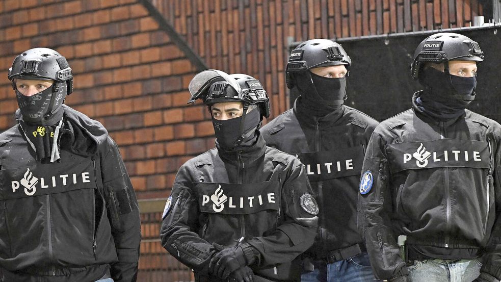 Rund um den Einsatz der Polizei in Deventer gab es Ärger. Foto: Federico Gambarini