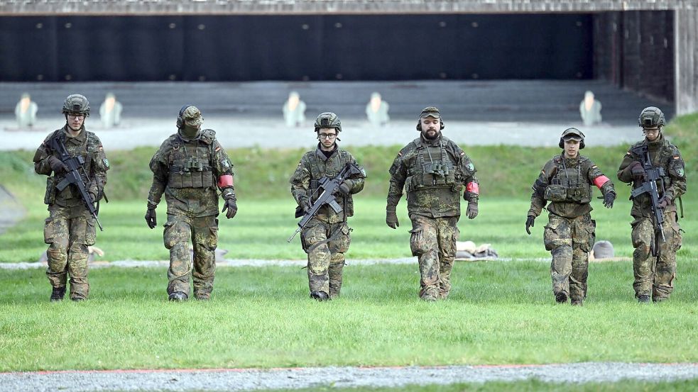 Verpflichtende Musterungen wollen die Grünen - mehr Pflicht beim Wehrdienst aber erst einmal nicht. Foto: Federico Gambarini/dpa