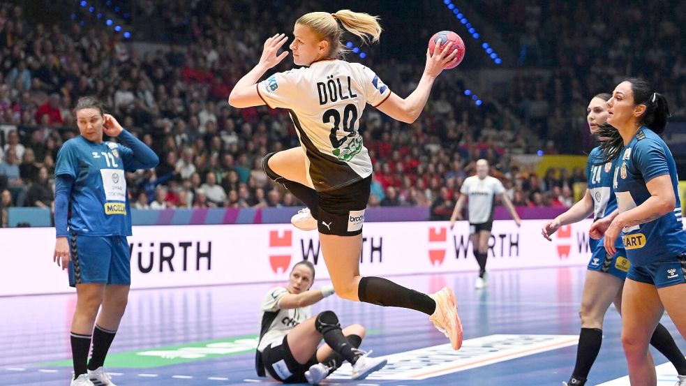 War gegen Serbien sehr treffsicher: Linksaußen Antje Döll. Foto: Marijan Murat