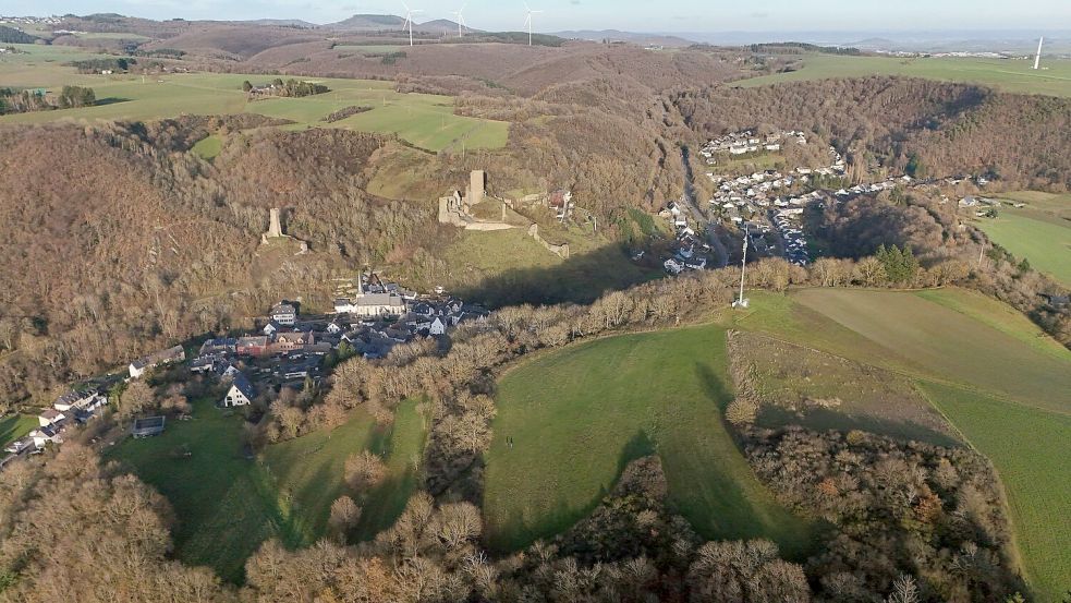 In einem Waldgebiet bei Monreal wurde die Leiche gefunden. Foto: Sascha Ditscher