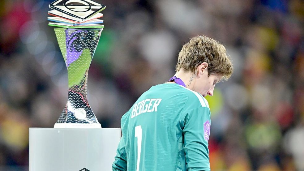 Die Entscheidung naht, ob es in der Nationalelf mit Torhüterin Berger weitergeht. Foto: Sebastian Christoph Gollnow