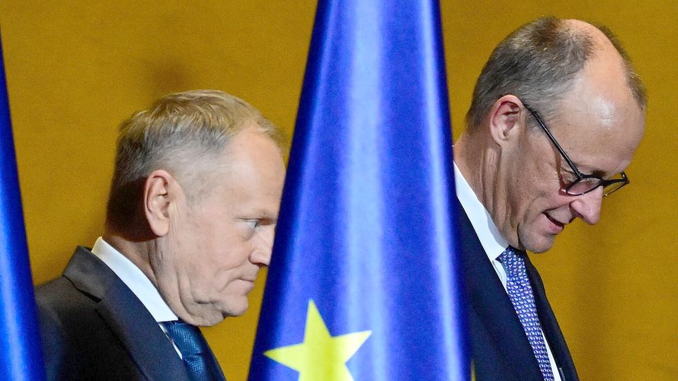 Bundeskanzler Friedrich Merz empfängt Polens Ministerpräsidenten Donald Tusk im Kanzleramt – erneut steht die Reparationsfrage im Raum. Foto: AFP/JOHN MACDOUGALL