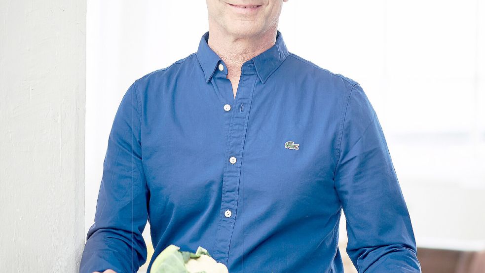 Ernährungdoc Matthias Riedl erklärt, was in die Brotdose von Kindern gehört. Foto: Andreas Sibler