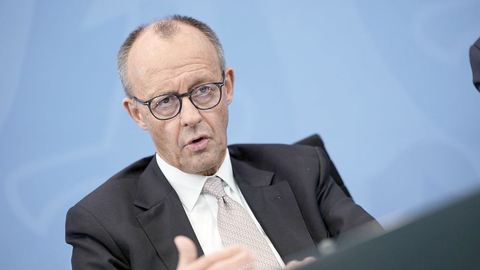 Merz zeigt sich zuversichtlich für die Abstimmung am Freitag. Foto: Michael Kappeler/dpa