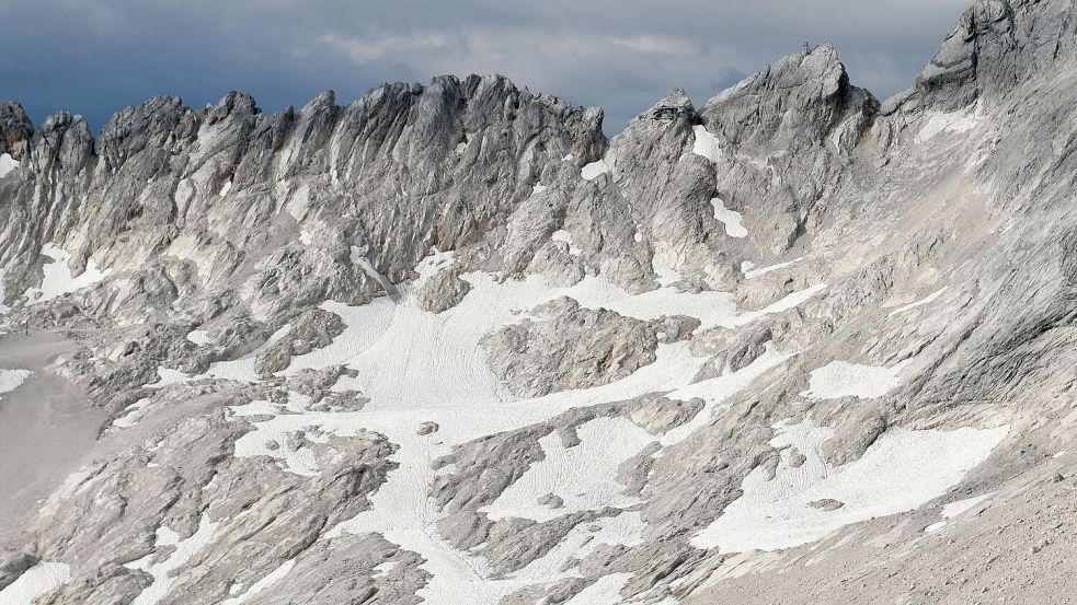 Wenn es im Gebirge zunehmend wärmer wird, gehen immer mehr Gletscher verloren. (Archivbild) Foto: Angelika Warmuth