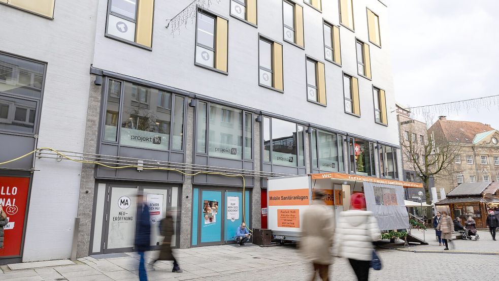 Über eineinhalb Jahre standen sie leer – nun ist bekannt, wer in die Räume des ehemaligen „Ahoi“ von Steffen Henssler in Osnabrück ziehen wird. Foto: Sebastian Dannenberg