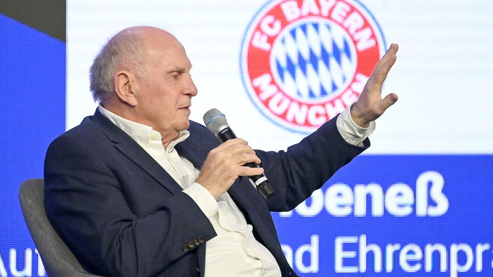 Bayerns Ehrenpräsident Uli Hoeneß ließ auf einer Veranstaltung mal wieder Dampf ab. Foto: IMAGO/Sven Simon