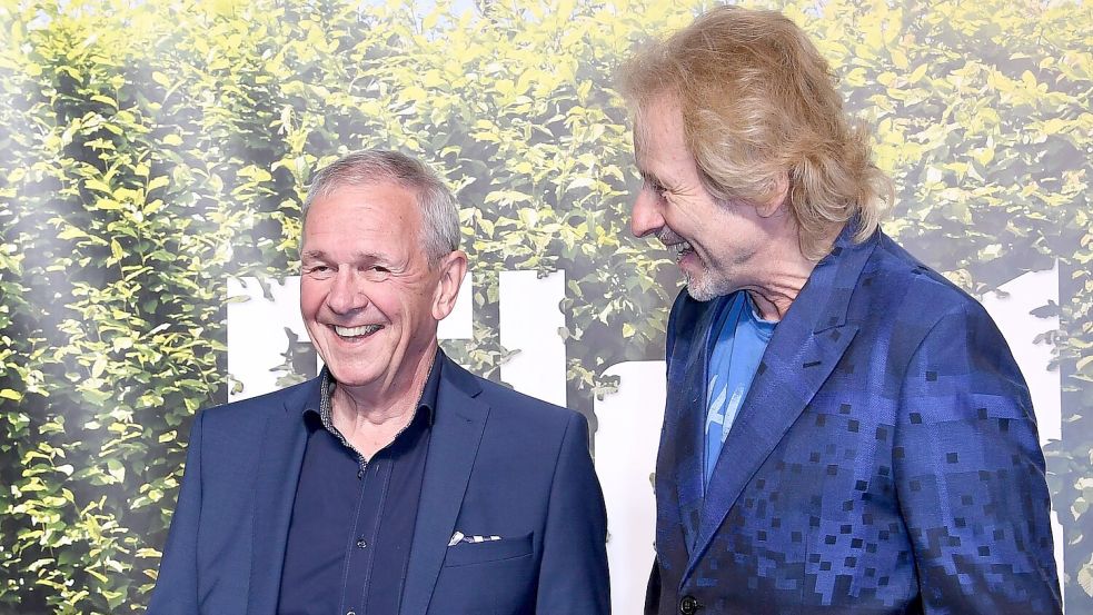Die beiden Moderatoren Fritz Egner und Thomas Gottschalk verbindet eine lange Freundschaft. (Archivbild) Foto: Britta Pedersen