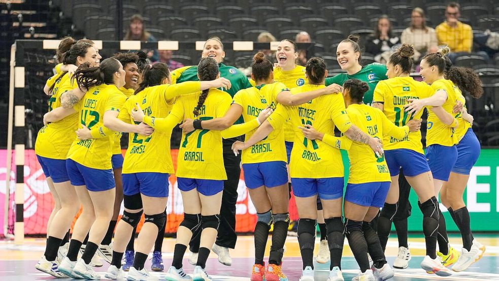 Mit fünf Siegen tanzte sich Brasilien ins Viertelfinale. (Archivbild) Foto: Martin Meissner/AP/dpa