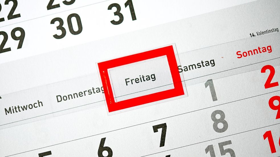 Ein zusätzlicher Arbeitstag kann die Wirtschaftsleistung um etwa 0,1 Prozentpunkte steigern. (Symbolbild) Foto: Sina Schuldt