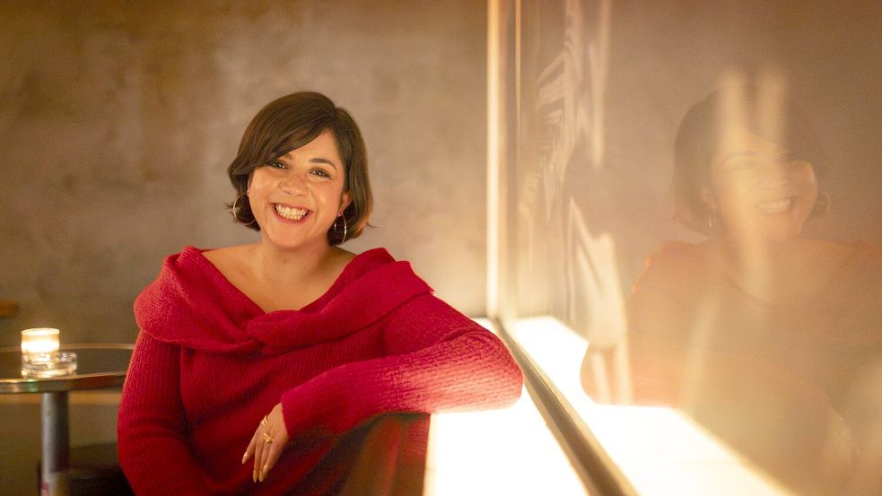 Fast wie zu Hause: Das Gespräch mit Schauspielerin Maha Hamo findet in einer ihrer Osnabrücker Lieblingsbars statt. Foto: Swaantje Hehmann