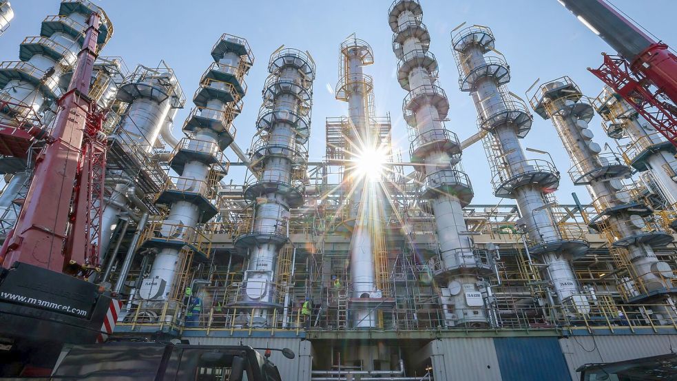 Lichtblick gesucht: Die Chemiebranche steckt in der Flaute (Archivbild) Foto: Jan Woitas