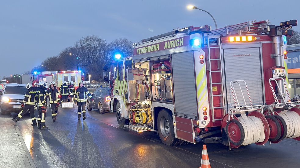 In Aurich rückte die Feuerwehr zu einem Unfall aus. Foto: Feuerwehr
