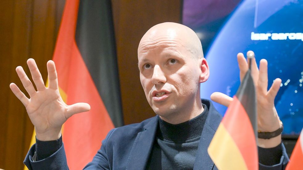 Laut Scherf wird das geplante Verteidigungssystem im All sicherstellen, „dass Europa den Kampf um seine Souveränität gewinnt.“ Foto: Jens Kalaene