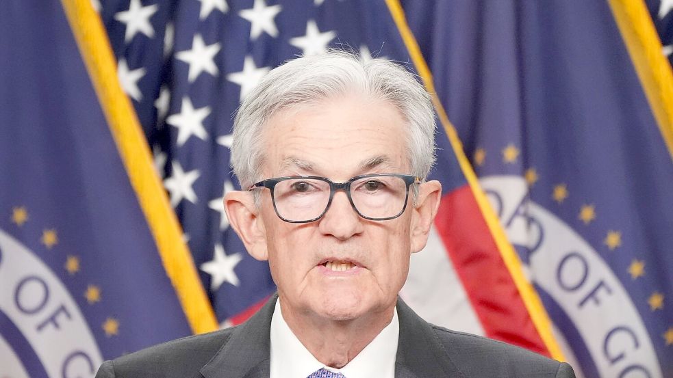 Die US-Notenbank Federal Reserve um den Vorsitzenden Jerome Powell hat erneut den Leitzins gesenkt. Foto: Jacquelyn Martin/AP/dpa