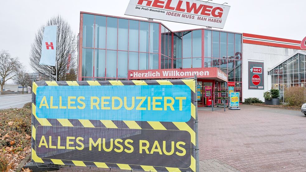 Die Baumarktkette Hellweg ist in die Bredouille gekommen. Hier die Filiale an der Hansastraße im Dezember 2025. Foto: Jörn Martens