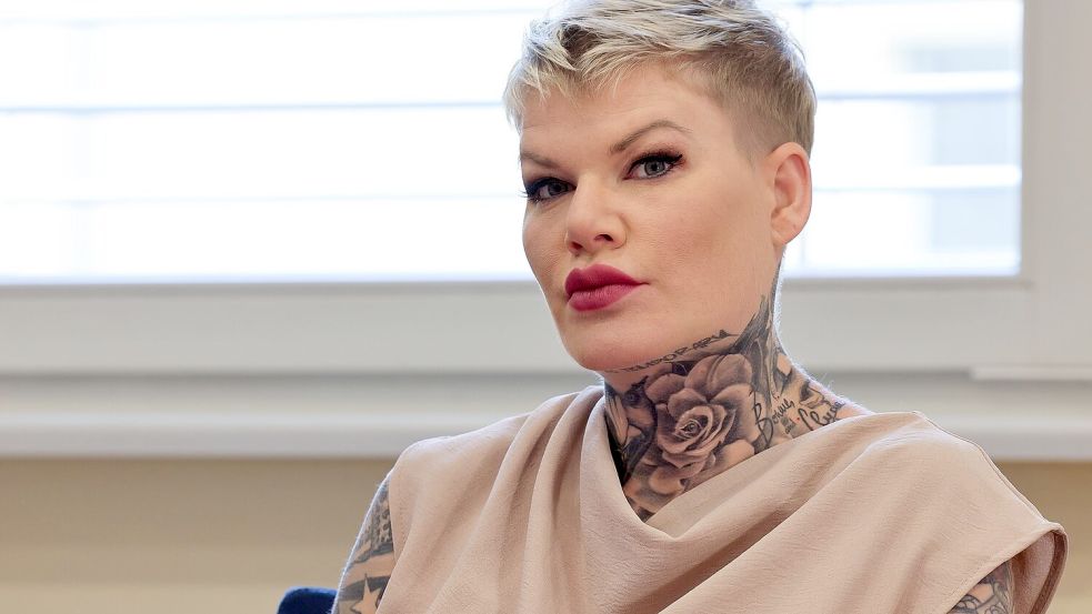 Melanie Müllers Berufungsprozess gegen ein Urteil zum Zeigen des Hitlergrußes beginnt noch vor Weihnachten. (Archivbild) Foto: Jan Woitas