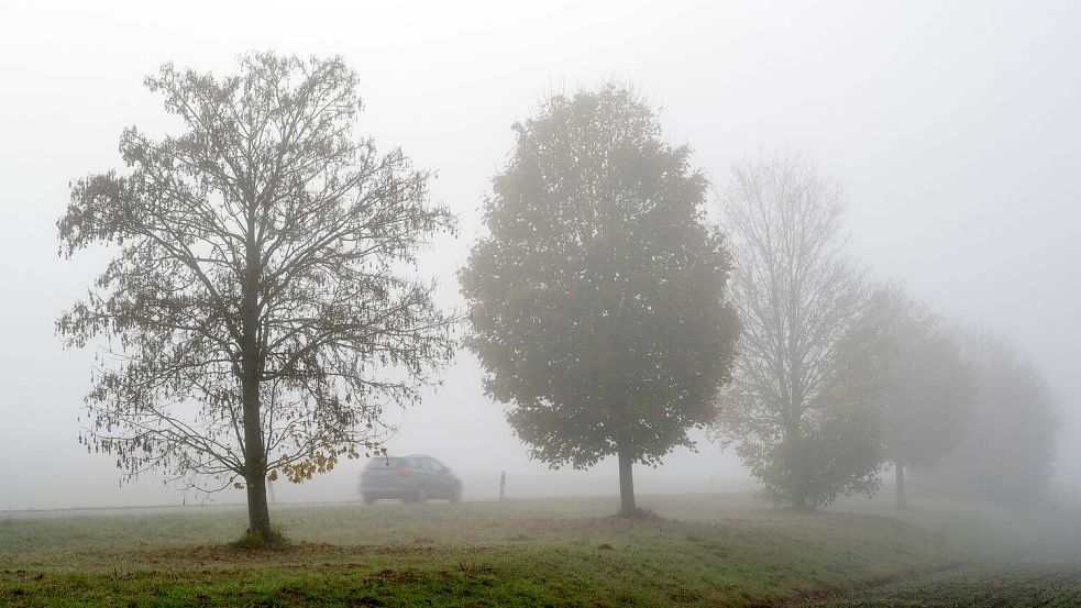 Vor allem in Bayern bleibt auch der Adventssonntag vielerorts sehr trübe, Hoffnung macht der Start in die neue Woche. (Archivfoto) Foto: Stefan Puchner