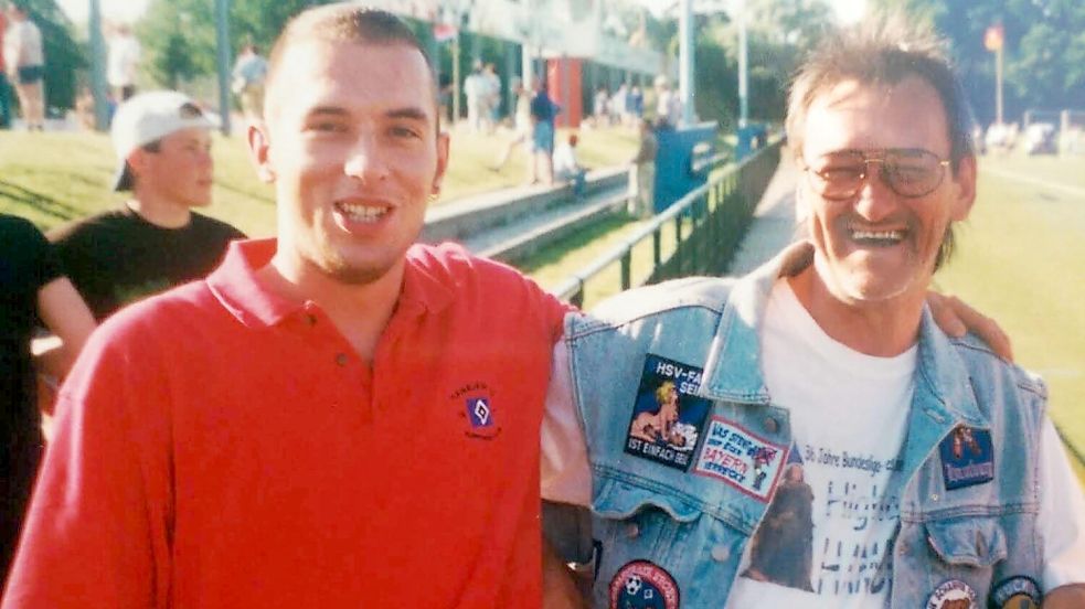 Christian Reitmeyer (links) und Jürgen Hesse im Stadion. Foto: Privat