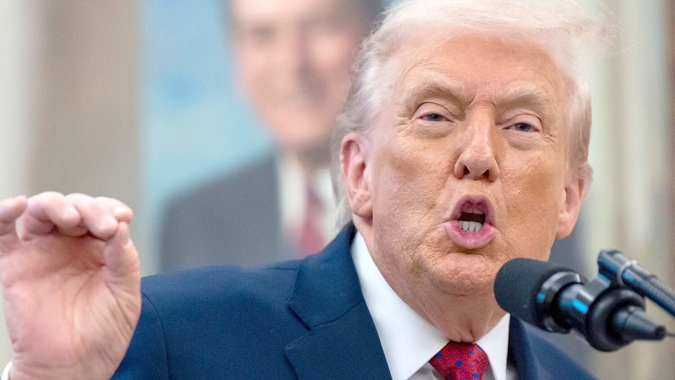 Trump will zehn Milliarden Dollar von der BBC erstreiten. Foto: Alex Brandon/AP/dpa