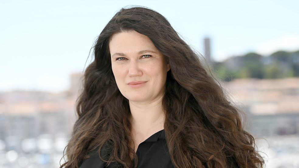 Regisseurin Mascha Schilinski nimmt mit ihrem Film „In die Sonne schauen“ eine Oscar-Hürde. (Archivbild) Foto: picture alliance/dpa