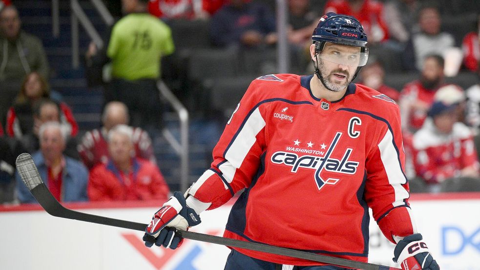 Alexander Owetschkin darf mit Russland bei den Olympischen Spielen nicht teilnehmen - auch nicht unter neutraler Flagge. (Archivbild) Foto: Nick Wass/AP/dpa