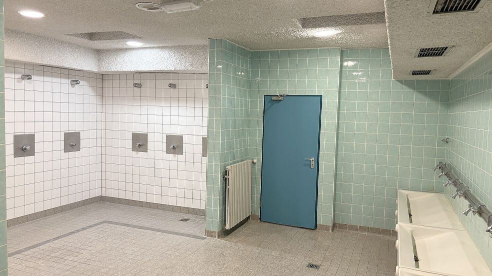 Die Umkleide- und Sanitärbereiche der Kurt-Knippelmeyer-Halle in Marienhafe werden vorerst nicht modernisiert. Archivfoto