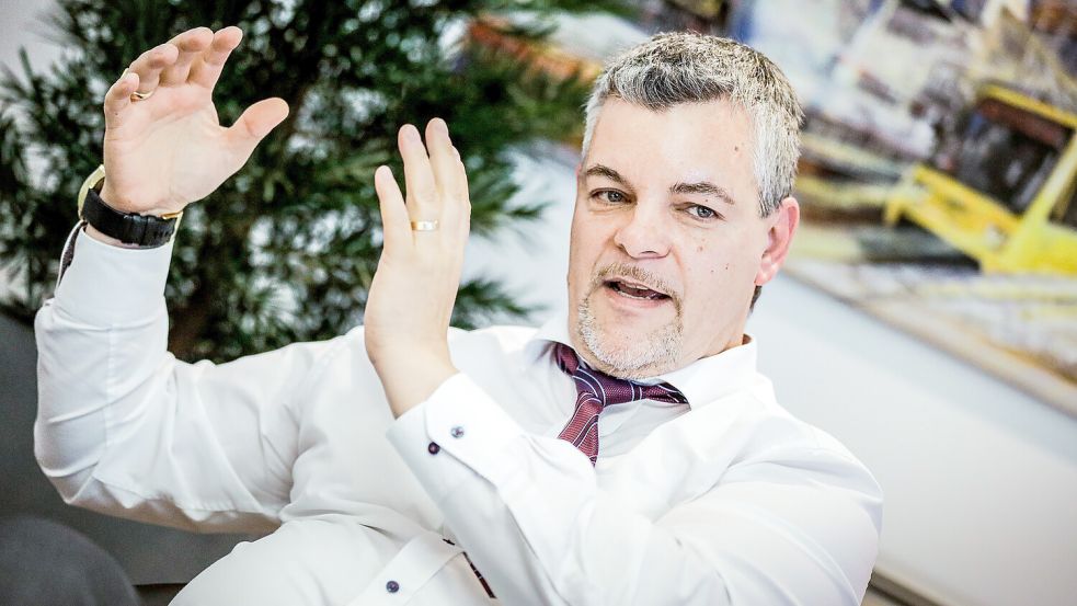 Ronald Lünser wird zum 1. Februar 2026 neuer Geschäftsführer der Planungsgesellschaft Nahverkehr Osnabrück (Planos). Früher war er unter anderem Vorstandssprecher des Verkehrsverbunds Rhein-Ruhr (VRR). Unser Bild aus Oktober 2019 zeigt ihn in dieser Funktion. Foto: IMAGO / Funke Foto Services