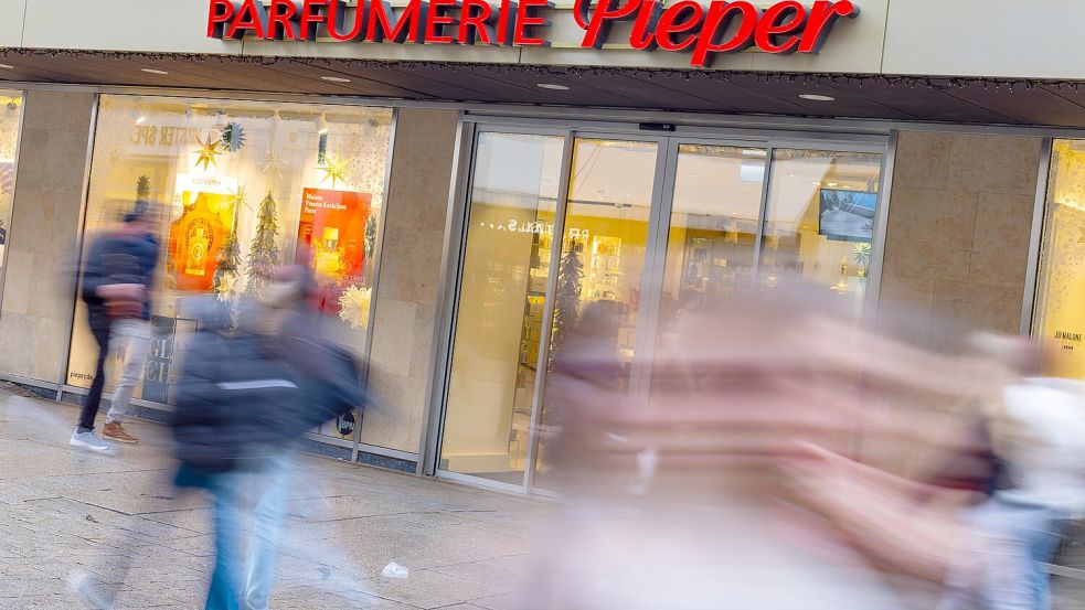 Die Parfümerie Pieper befindet sich seit drei Wochen in der Eigenverwaltung. Hier die Filiale in Osnabrück. Foto: Tobias Saalschmidt